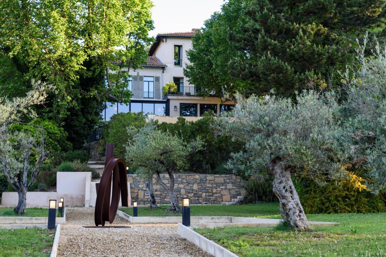 Les Lodges Sainte-Victoire Hotel & Spa Aix-en-Provence Exterior photo